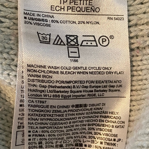 Women's Sleeveless Turtleneck Sweater - Mint Green - Picture 4 of 4